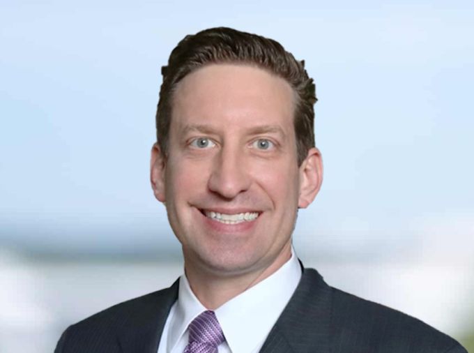 Portrait Ryan Heavener